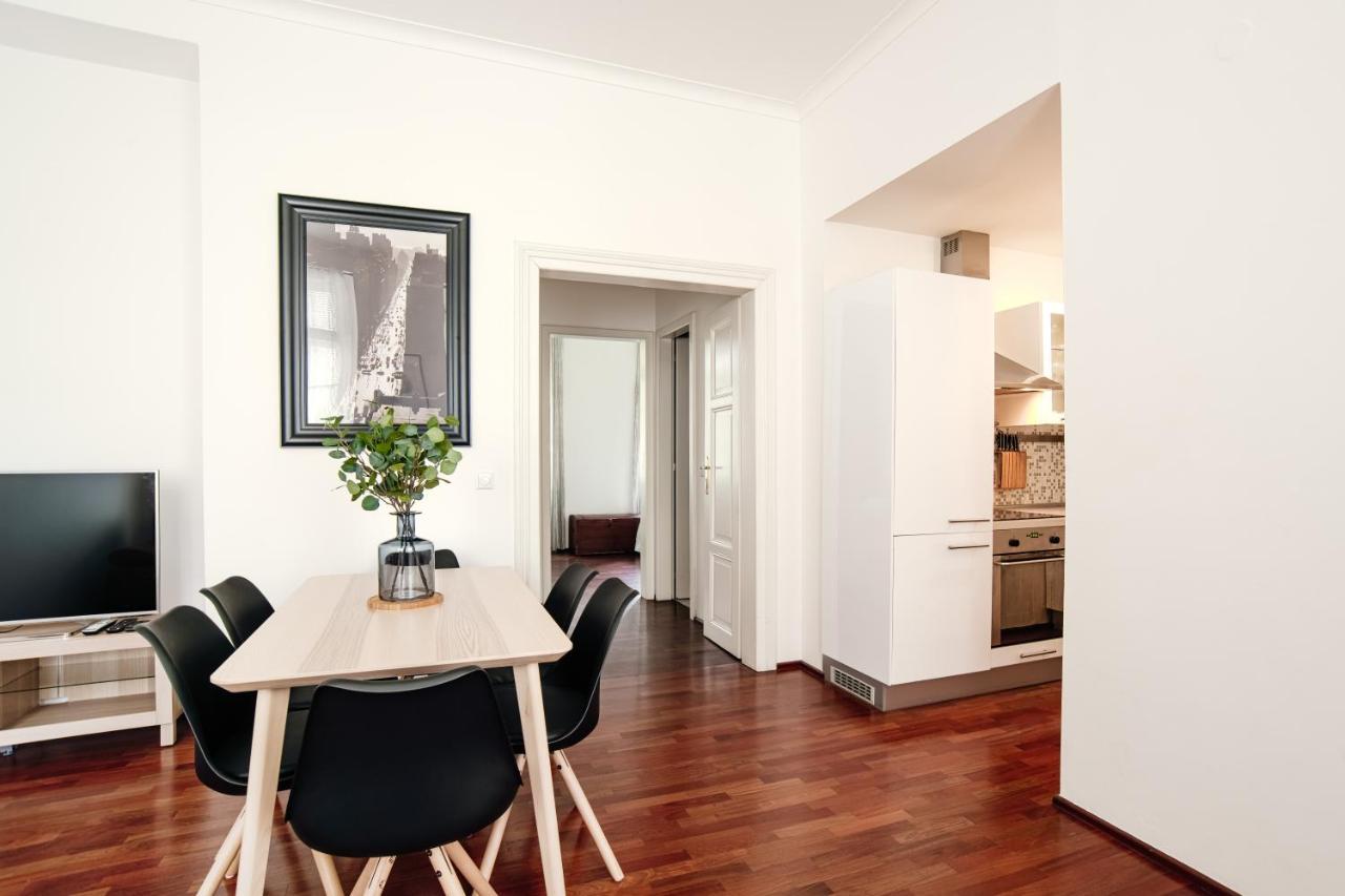 Apartment Gesse Kollarova プラハ エクステリア 写真